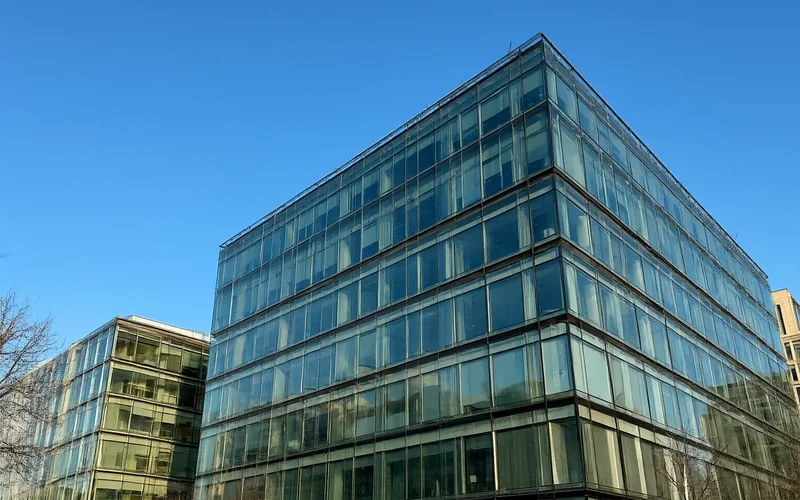 Glass and glazing for hot climates